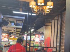 -罗二娘·鲜切牛自助火锅(罗湖东门步行街店)