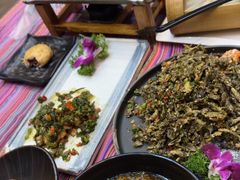 -香巴拉云南餐厅(华莱坞店)