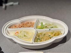 -左庭右院鲜牛肉火锅黑金店(陆家嘴中心店)