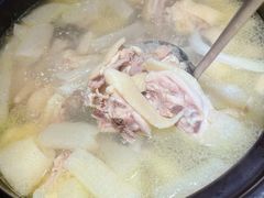 竹笙菌椰子鸡-润泽园椰子鸡(汇一城店)