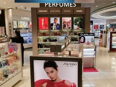 -COSMETICS & PERFUMES BY SHILLA(樟宜机场店)