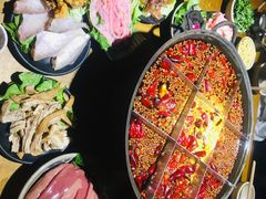-白乐天毛肚火锅馆(南滨路店)