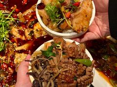 -麻辣总动员·川派海鲜·现炒浇头面·自贡菜(五彩城店)