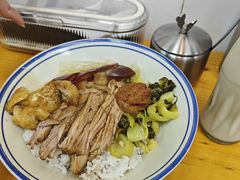 -明姨仔潮汕美食·碳炉猪脚·汕尾牛腩饭·起片鸡煲(起义路店)