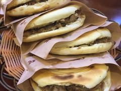 标准肉夹馍-老崔的面馆(玉函路店)