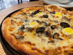 黑松露蘑菇pizza-MOMENTI手工意面(晶耀前滩店)
