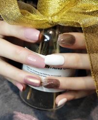 -瞬滢日式美甲舍