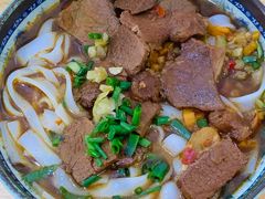 -牛师傅牛肉面(尚隆路店)