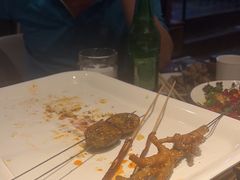 -三个大叔烤羊肉串·歌手驻唱·碳烤鲜肉(西三旗店)