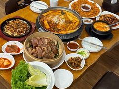 -喇喇排骨火锅·传统韩式脊骨汤(望京西园总店)