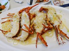 本地小龙虾-新海利海鲜城·41年珠海老字号(夏湾店)