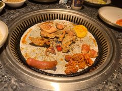 烤肉-钱小奴海鲜自助黑金店(杭州滨江龙湖店)