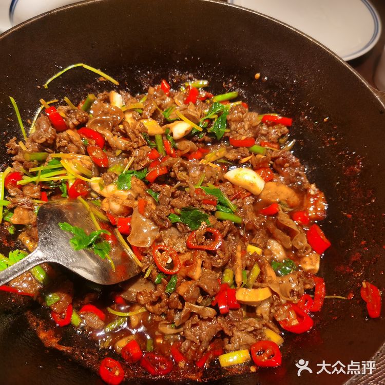 我想以后会是一家比较火的店，他家菜品都是比较辣的