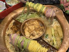 -滇釜火锅·能喝汤的火锅(车公庄店)