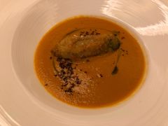 橘斑鲹鱼塘-迪拜帆船酒店海底餐厅