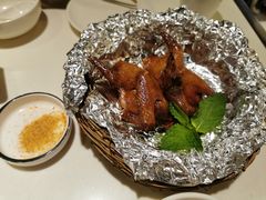 脆皮乳鸽（只）-火齐潮汕砂锅粥(五道口店)