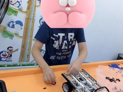 -童程童美·信息学竞赛·乐高机器人编程(长宁来福士校区)