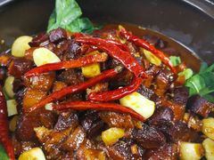 -亚马逊环球美食百汇(新城吾悦广场店)