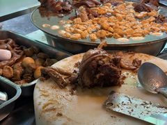 -Kha Mu Charoensang(Silom)