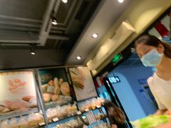 -皇冠幸福里动物奶油生日蛋糕(汉口北店)