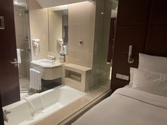 -广州白云机场雅高铂尔曼大酒店