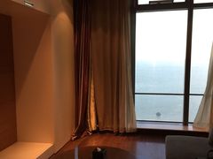 -青岛五四广场海景美仑国际公寓酒店