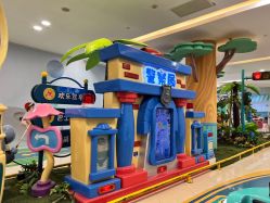 -纽西卡汽车小镇(大悦城店)