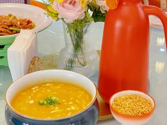 -阿瓦山寨·湘菜现炒·剁椒鱼头王(咸阳总店)