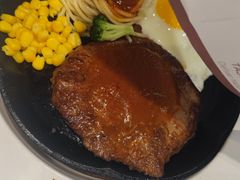 -汤姆家的牛排意面披萨(新城市广场店)