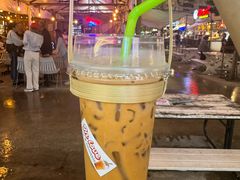 -席娜卡琳火车铁道夜市