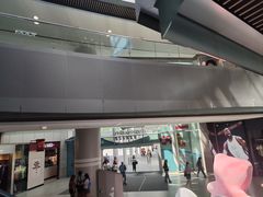 -东荟城名店仓