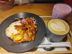 -魔方城市书房(中街益田店)
