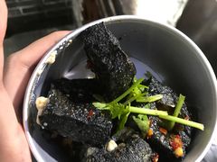 -黑色经典臭豆腐·湖南特产(步行街店)