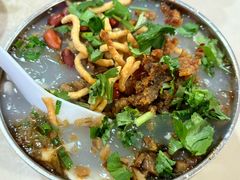 -刚砂锅鸡丝米线