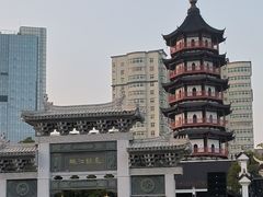 -绳金塔