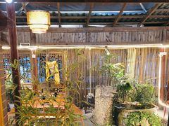 -三道苗苗鱼·美蛙黄辣丁(八里店)