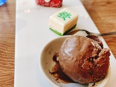 -必胜客(WOW中央公园店)
