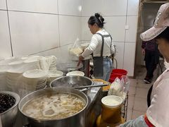 -文山荷鲜居(翠湖店)