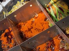 -岗上渣渣老火锅(两路口店)