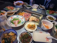 -张牌牌·东北烤肉小吃市集(金楠天街店)