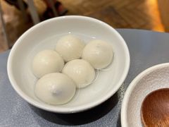 芝麻汤圆-小团圆糖水铺(襄阳南路店)