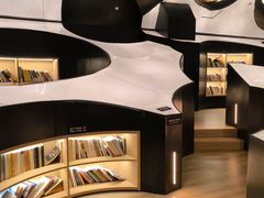 -涨巢·潮玩水疗局