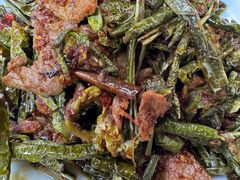 干辣椒炒牛肉-西塔隆太白烤牛肉馆(图们路店)