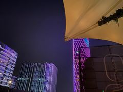 -The ROOF (通盈中心店)