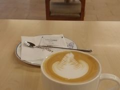 拿铁-花漾咖啡(首都国际机场六号店)