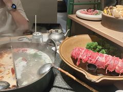 -三出山火锅(南京万象天地店)