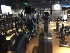 -VLines耀能运动24小时·月付制健身(京广桥店)