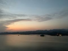 -千岛湖忆湖度假酒店(中心湖景区店)