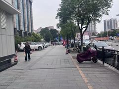 -雅宜酒店(广州黄埔大沙东地铁站店)