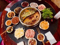 -储奇门鳝鱼火锅(总店)